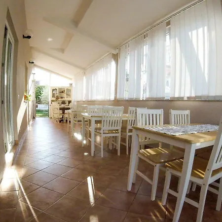 House Anja Casa de hóspedes