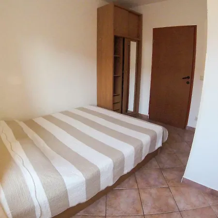 House Anja Casa de hóspedes Fažana